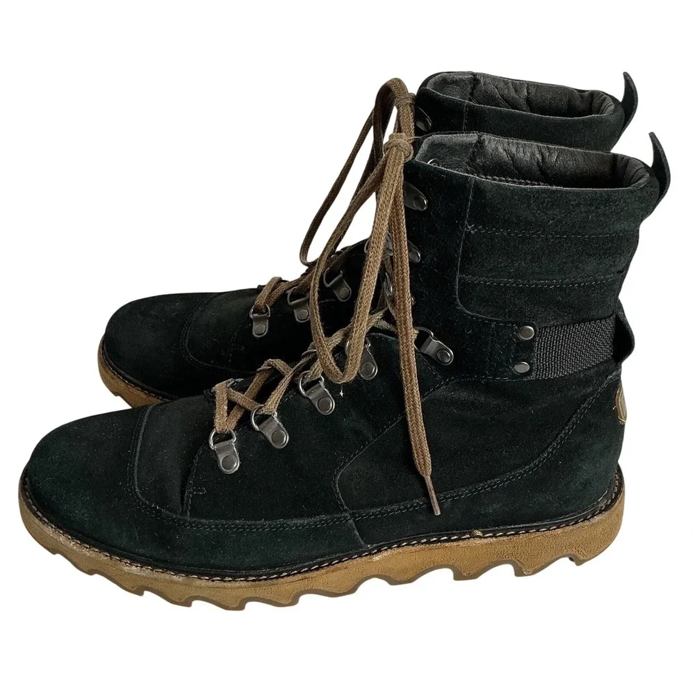 Sorel Men's Size 11  Mad Mukluk Black Water Resistant Winter Boots